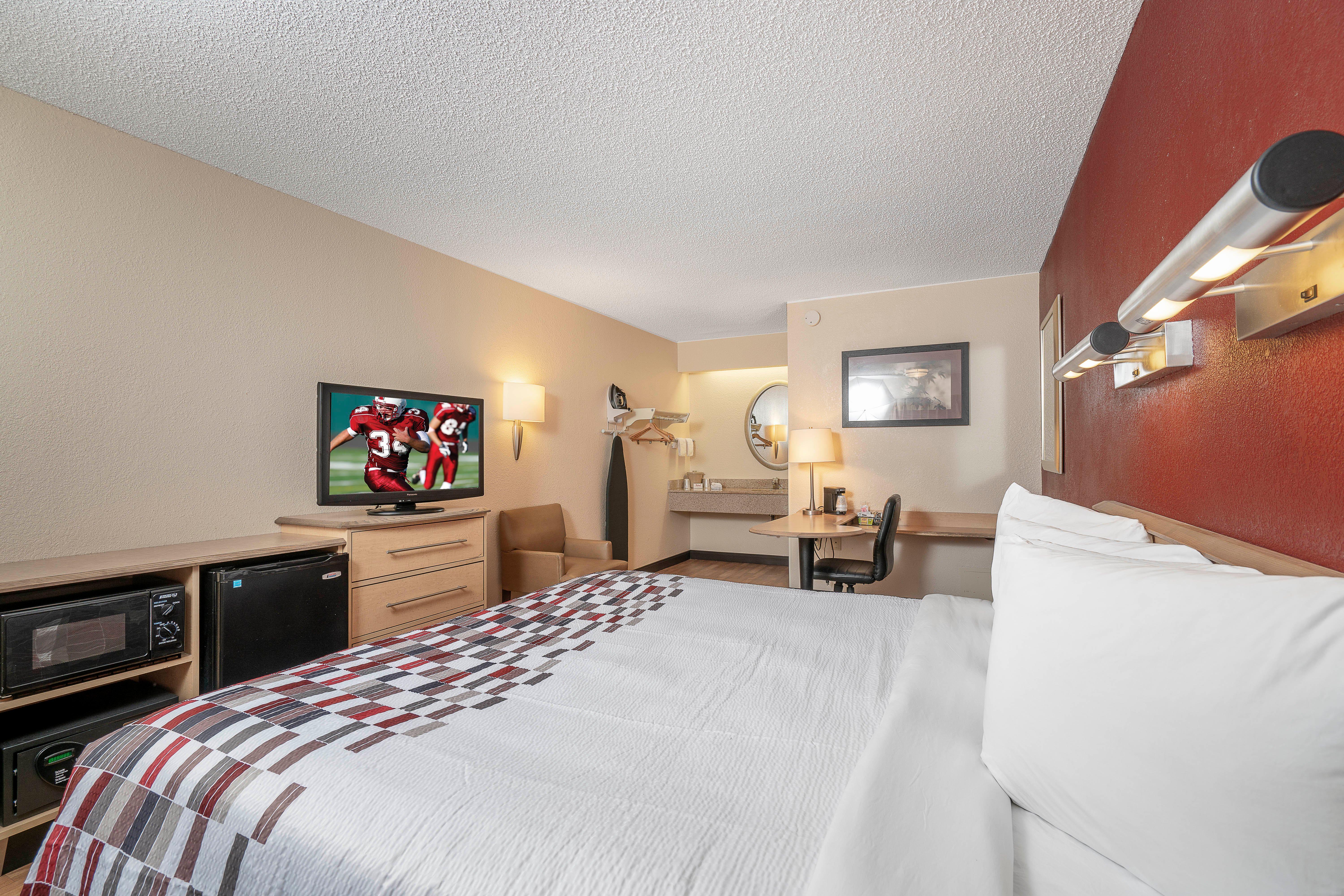 Red Roof Inn Louisville Fair And Expo Esterno foto