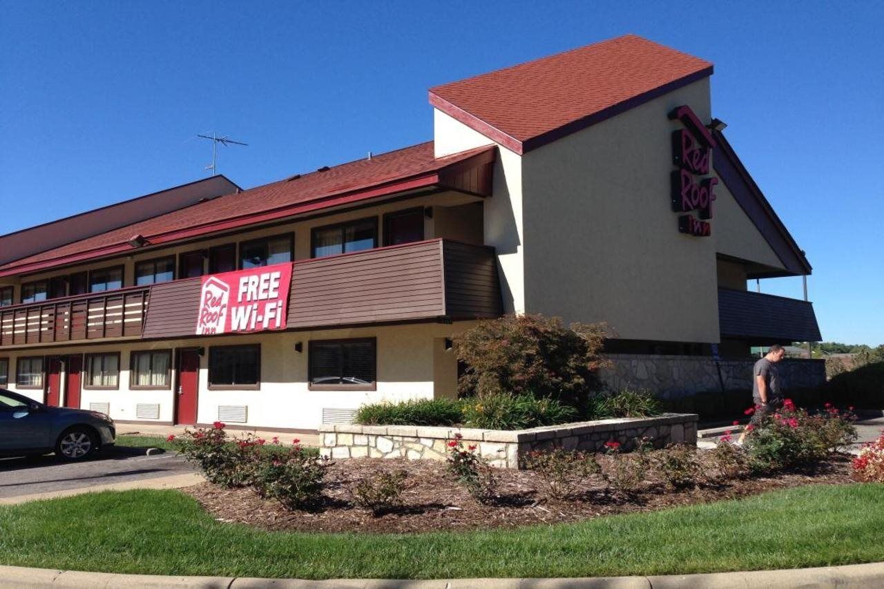 Red Roof Inn Louisville Fair And Expo Esterno foto